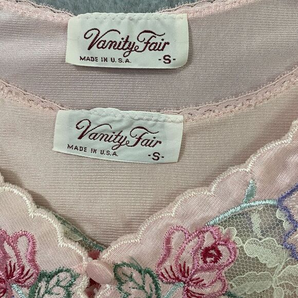 Vanity Fair Light Pink Lace Matching Gown and Robe Women Small Vintage Ladies - Picture 7 of 16